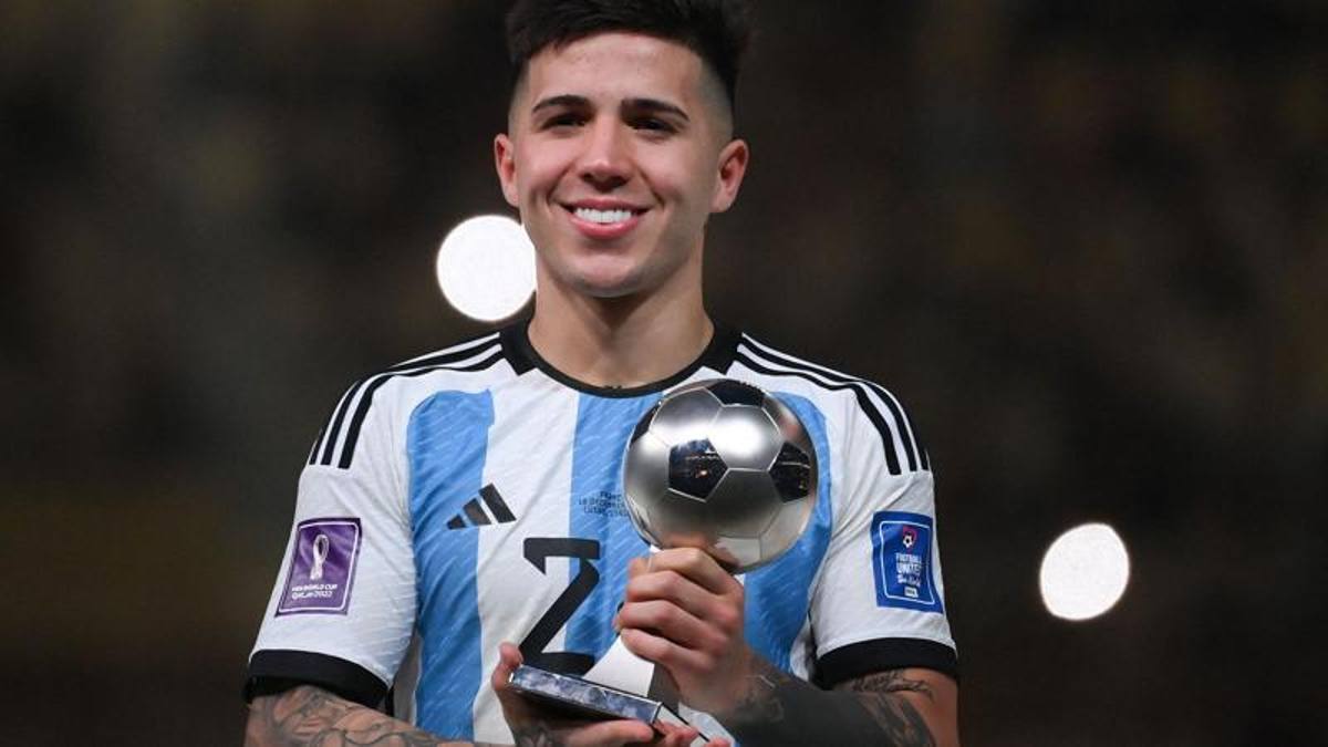 ล้ม โต๊ะ เฟอร์นันเดซ